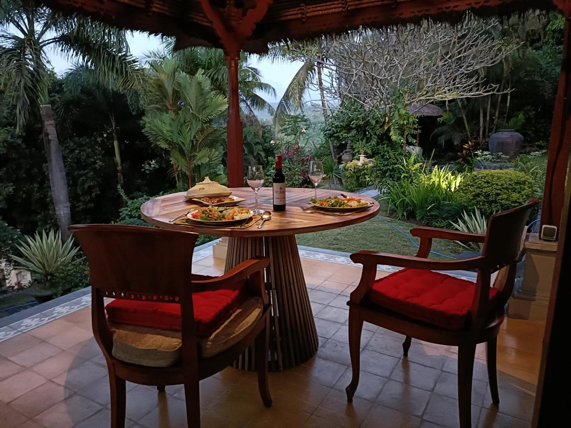 Gunung Paradis Retreat Мундук Екстер'єр фото