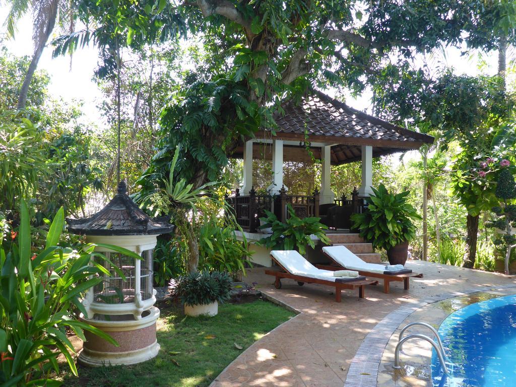 Gunung Paradis Retreat Мундук Екстер'єр фото