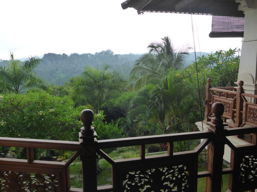 Gunung Paradis Retreat Мундук Екстер'єр фото
