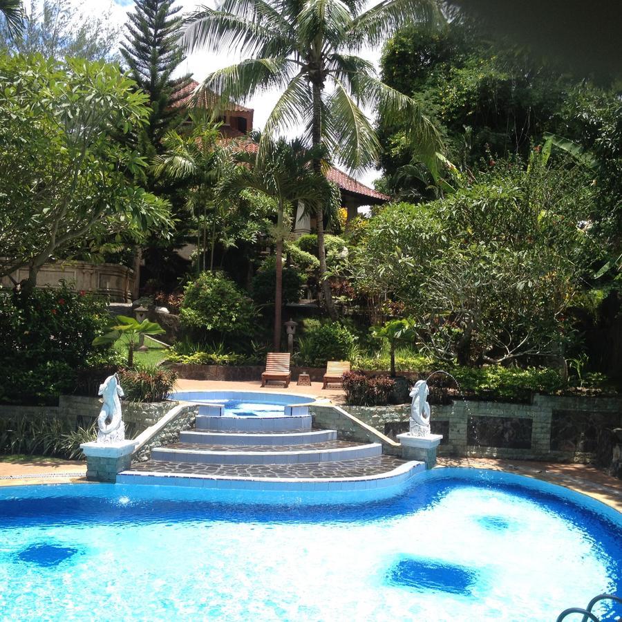 Gunung Paradis Retreat Мундук Екстер'єр фото